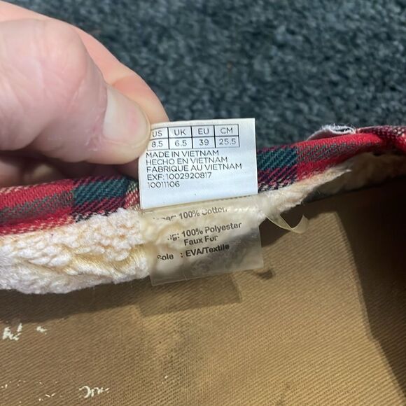 Tom’s Slip on Shoes - Picture 9 of 9